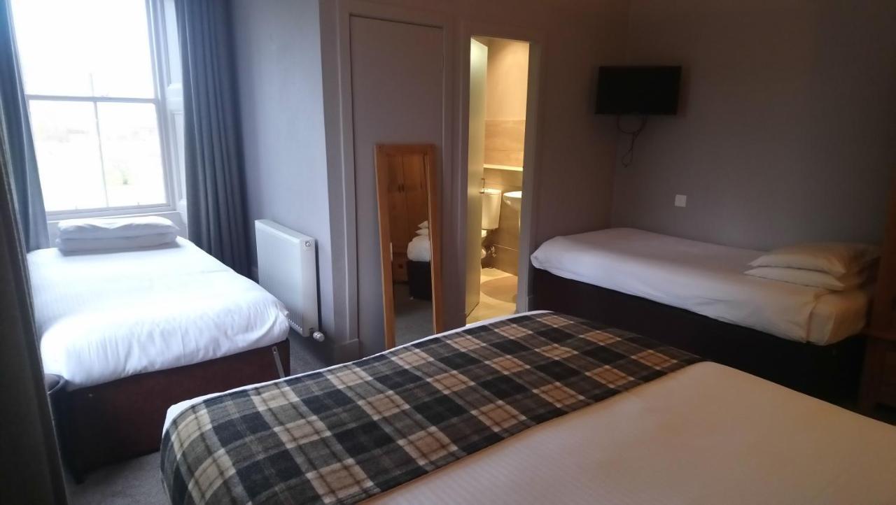 Benleva Hotel Drumnadrochit Bagian luar foto